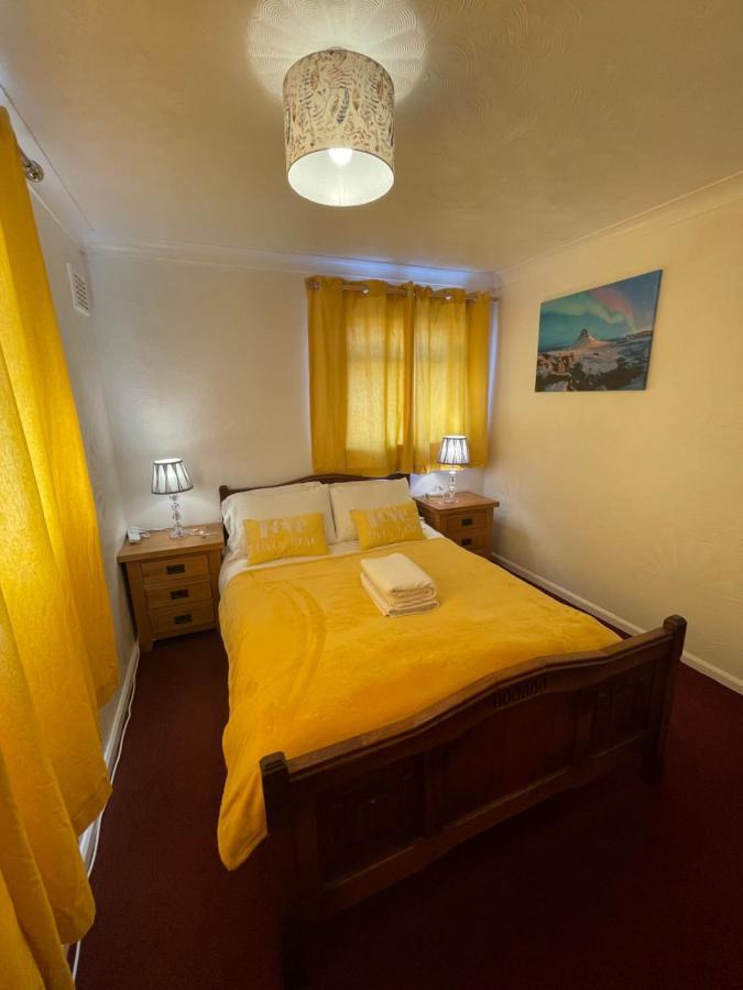 Holiday Home Cardiff City Sleeps 7 外观 照片