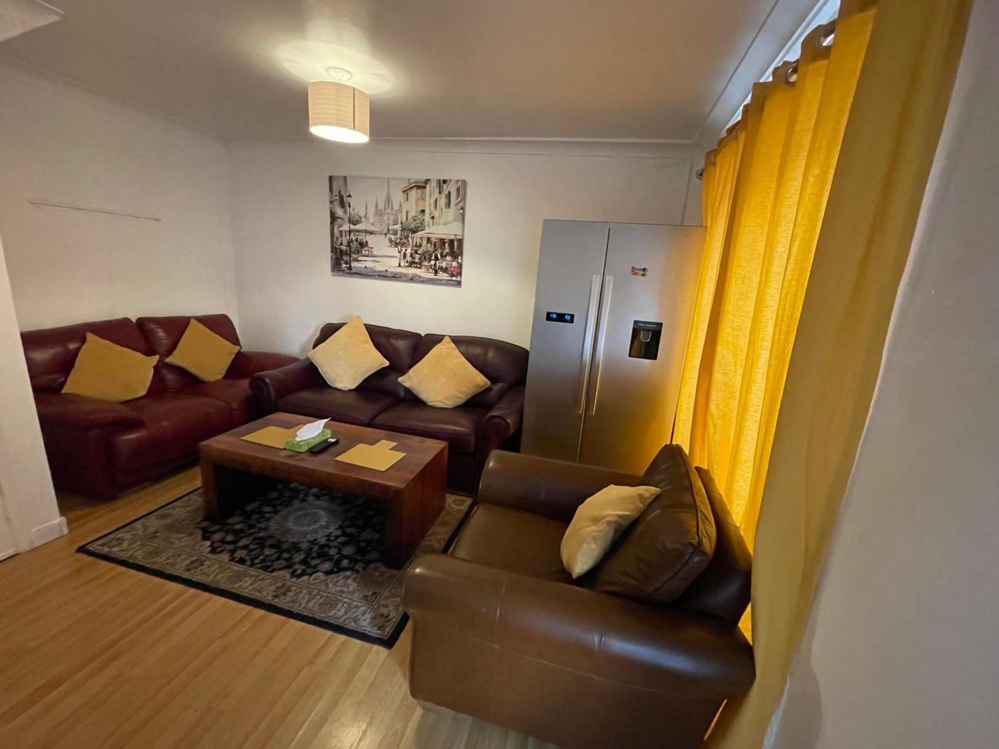 Holiday Home Cardiff City Sleeps 7 外观 照片