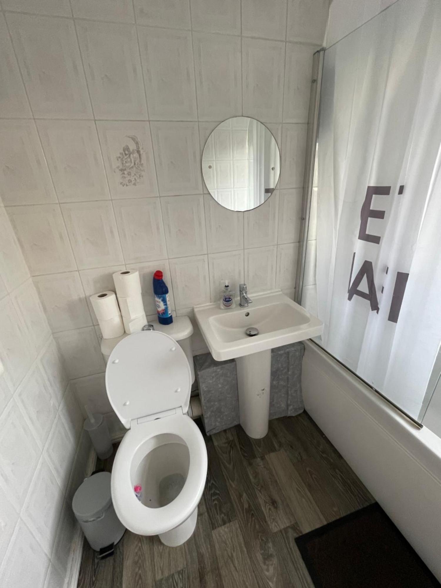 Holiday Home Cardiff City Sleeps 7 外观 照片